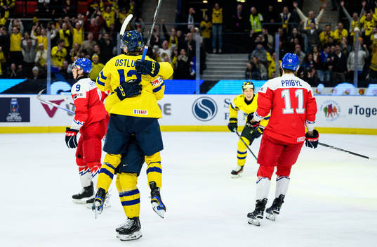 Jonathan Lekkerimäki and Noah Östlund of Sweden celebrate