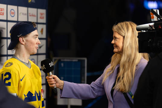 Noah Östlund of Sweden is interviewed