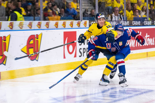 Noah Östlund of Sweden and Lane Hutson of USA