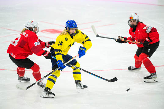 Xenia Balzarolo of Switzerlan, Tilde Utbult of Sweden and