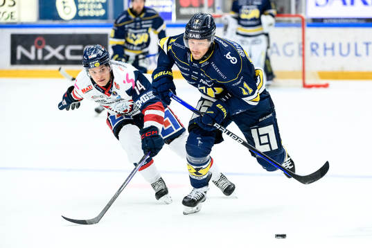 Linköpings Arvid Costmar och HV71s Simon Önerud