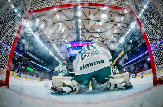 Färjestads målvakt Tobias Normann