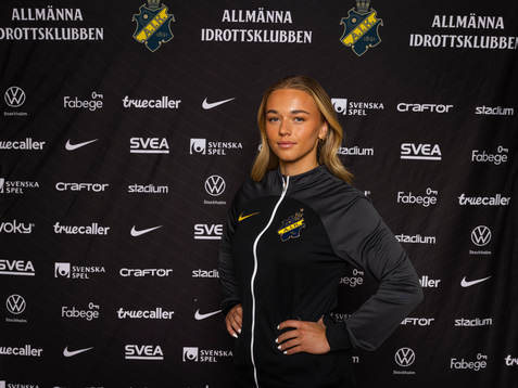 AIKs nyförvärv Villemo Dahlqvist poserar för porträtt den 6 januari 2024 i Stockholm. 