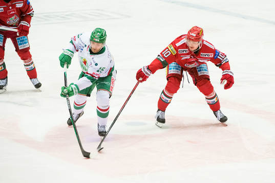 Rögles Simon Ryfors och MoDos Sampo Ranta