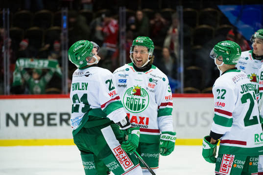 Rögles Henry Bowlby och Michael Kapla jublar