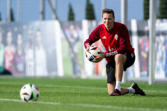 Goalkeeper coach Maths Elfvendal of the Swedish men's football national team at a training session