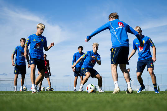Erik Ahlstrand, Lucas Bergvall, Joakim Persson, Victor
