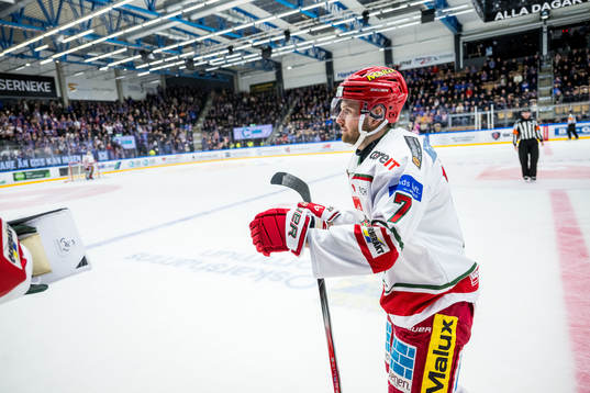 MoDos Pontus Näsén jublar