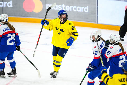 Anna Brenkle of Sweden celebrates