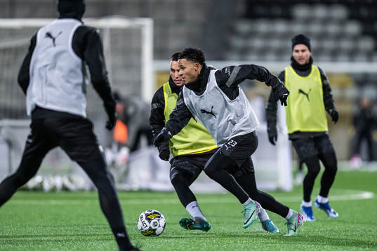 Ali Youssef och Momodou Lamin Sonko