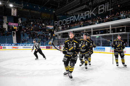 AIKs Richard Gynge jublar