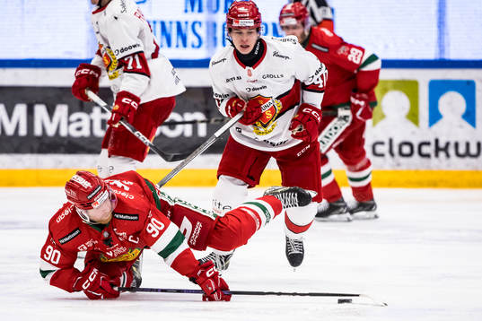 Moras Daniel Ljunggren och Almtunas Valdemar Johansson