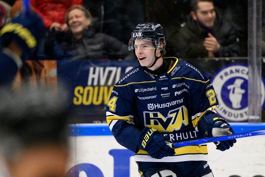 HV71s Oscar Fisker Molgaard jublar