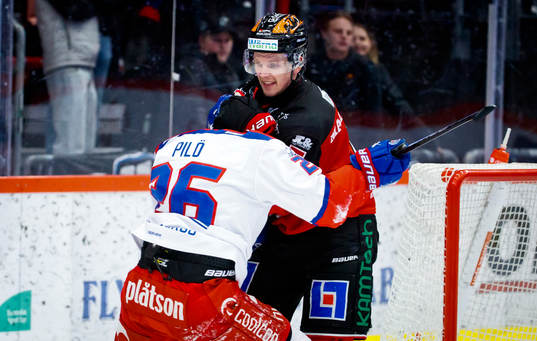 Örebros Gustav Backström och Oskarshamns Lukas Pilö