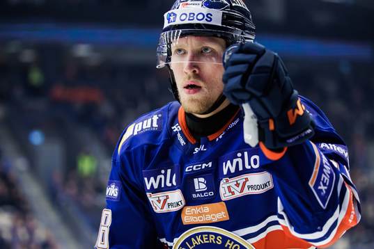 Växjös Marcus Sylvegård jublar