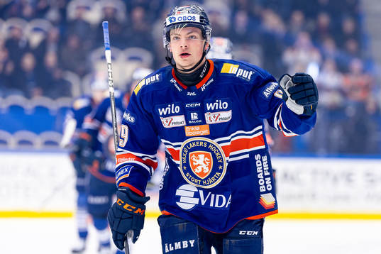 Växjös Victor Stjernborg jublar