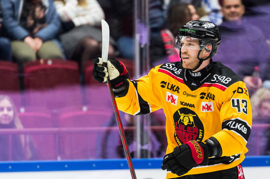 Luleås Oscar Eklind jublar