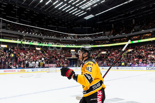 Luleås Oscar Eklind jublar