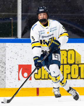 HV71s Jenna Raunio