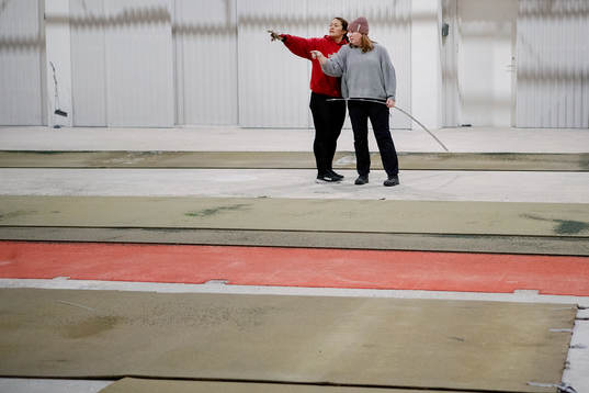 Föräldrarna Erika Botaglia och Elli Massoe lägger