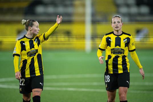 Marika Bergman Lundin and Anna Anvegård of Häcken