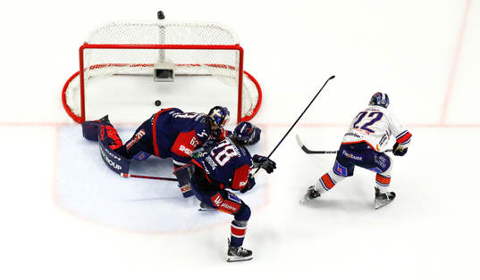 Mål 1-2 av Växjös Tobias Rieder förbi Linköpings