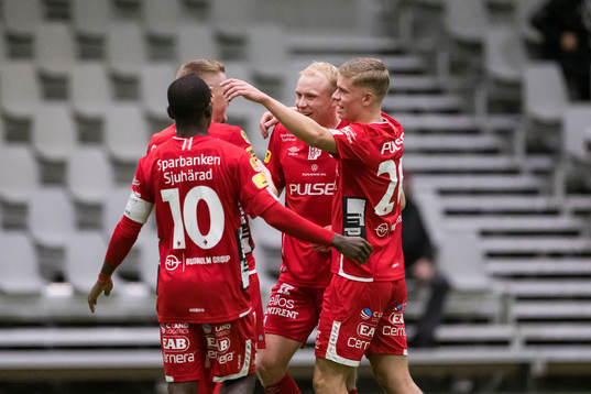 Elfsborgs Per Frick jublar