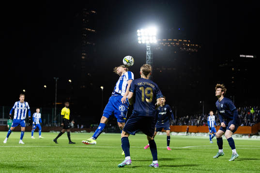 IFK Göteborgs Linus Carlstrand och Halmstads Albin