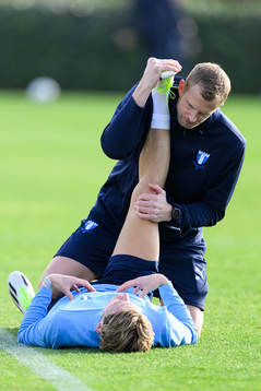 Malmö FFs Jens Stryger Larsen och fysioterapeut Alexander
