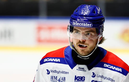 Oskarshamns Oscar Engsund jublar