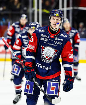 Linköpings Filip Bystedt jublar