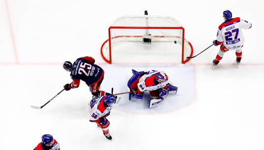 Mål 6-3 av Linköpings Filip Bystedt förbi Oskarshamns