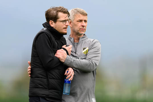 Scout Erik Friberg och materialförvaltare Kjell-Ove