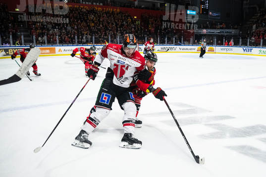 Örebros Emil Larsson och Luleås Linus Omark