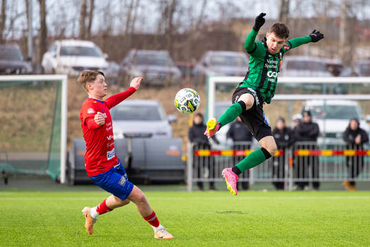Tvååkers Isak Wiman och Varbergs Isak Bjerkebo