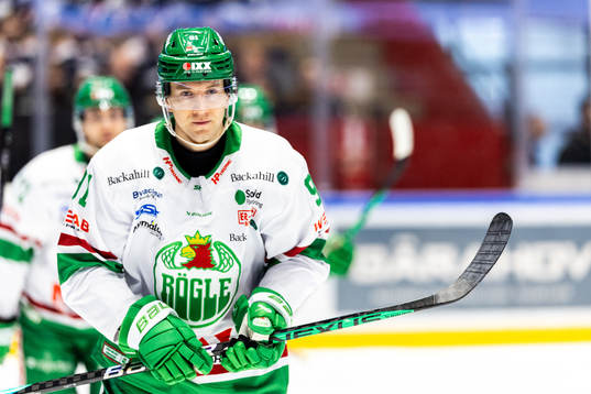 Rögles Adam Tambellini jublar