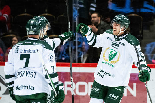 Färjestads Jeremy Salvas Groleau jublar