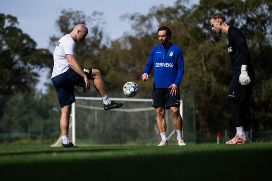 Tränare Jens Berthel Askou, Gustav Svensson och målvakt