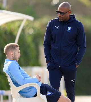 Malmö FFs Anton Tinnerholm och scout Jeffrey Aubynn