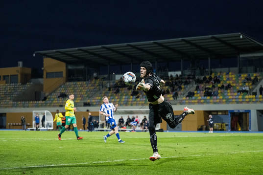Goalkeeper Adam Benediktsson of IFK Göteborg