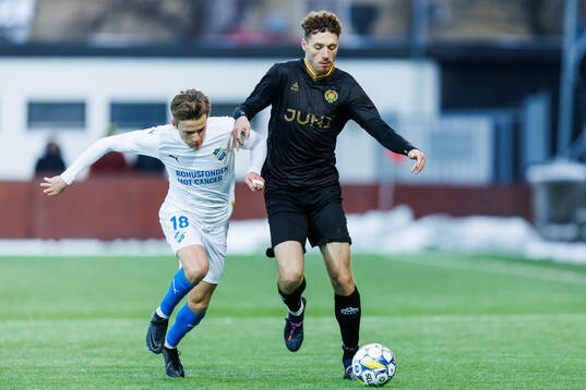 Oddevolds Gustav Forssell och GAISs Anes Cardaklija
