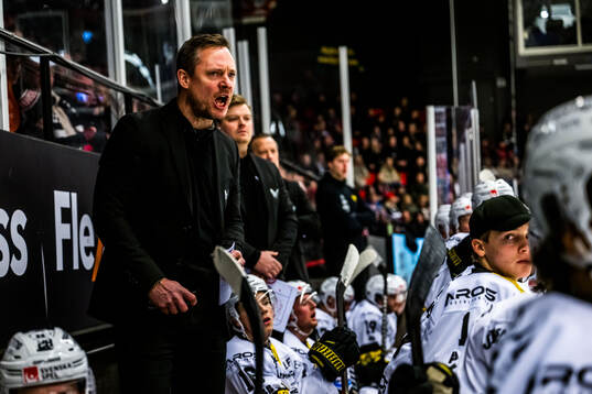 Västerås tränare Karl Helmersson