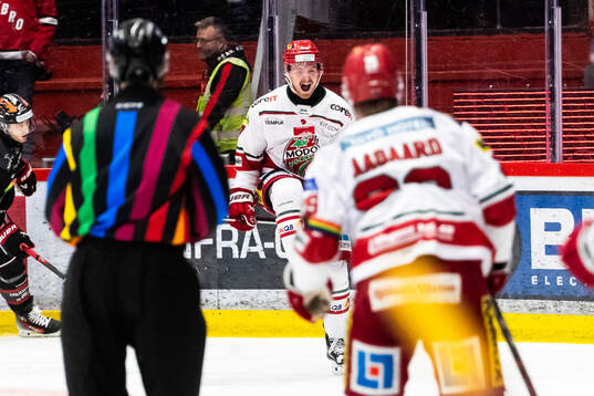 MoDos Riley Woods jublar