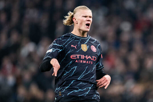 Erling Braut Haaland of Manchester City reacts