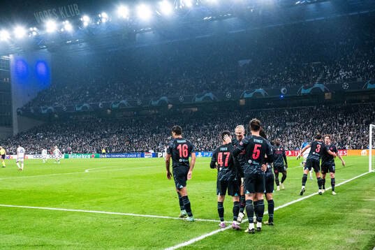 Phil Foden of Manchester City celebrates