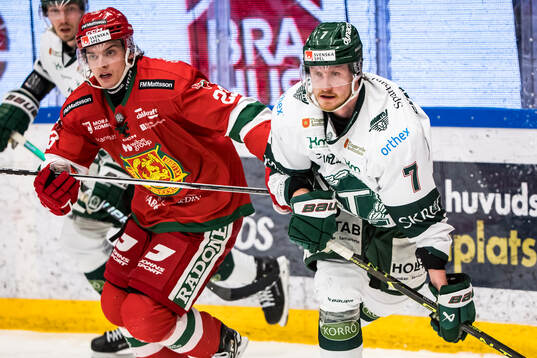 Moras Måns Carlsson och Tingsryds Kevin Ekman Larsson