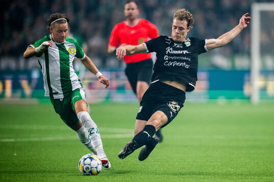 Hammarbys August Mikkelsen och Västerås SKs Herman Magnusson