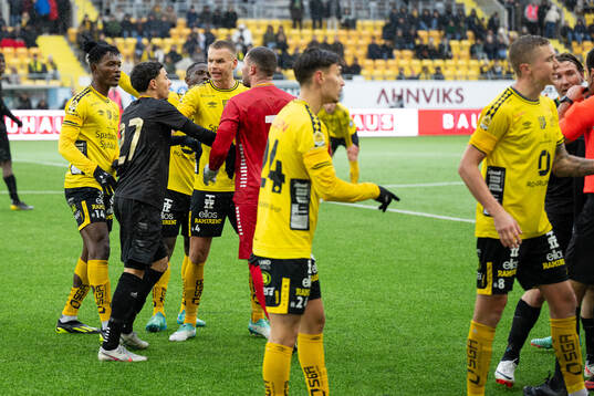Irriterat mellan spelarna