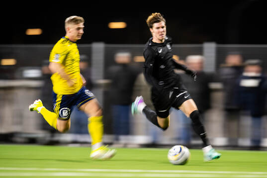 Ängelholms William Lindberg och Landskrona BOISs Samuel Burakovsky