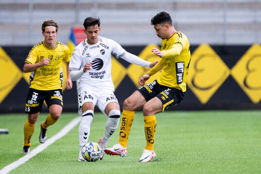 Odds Josef Brian Baccay och Elfsborgs Dion Krasniqi